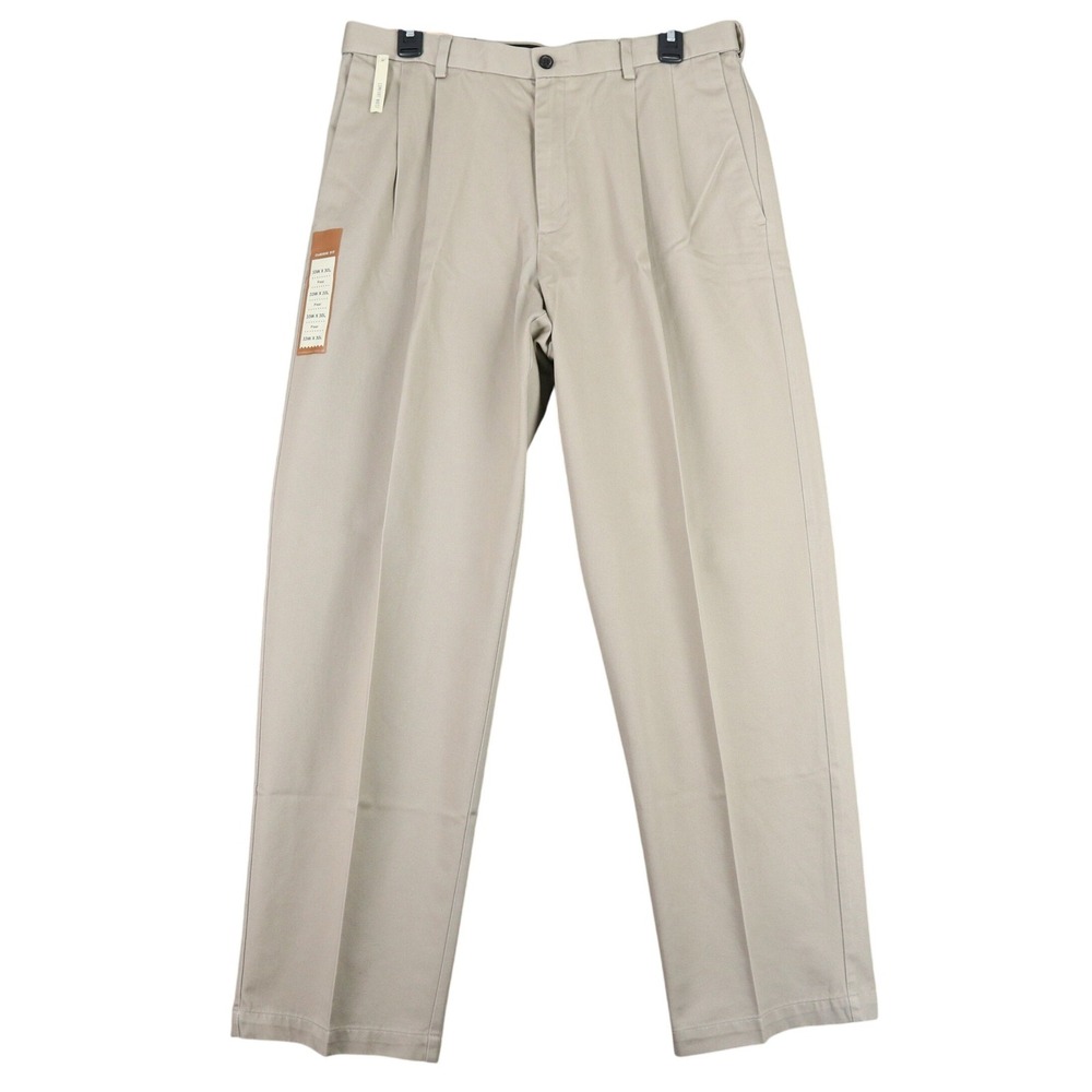 Haggar Work to Weekend Pleated Pants Mens 33x30 Khaki No Iron NWT